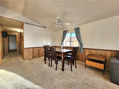 A well-kept spacious home nestled in a beautiful 55+ community on Sun Lakes Country Club in California - for sale on GolfHomes.com, golf home, golf lot