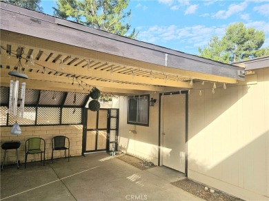 A well-kept spacious home nestled in a beautiful 55+ community on Sun Lakes Country Club in California - for sale on GolfHomes.com, golf home, golf lot