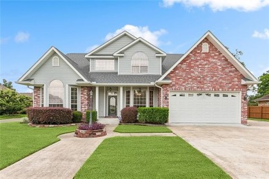 Welcome to this exquisite 5-bedroom, 2.5-bathroom home ideally on Willowdale Country Club in Louisiana - for sale on GolfHomes.com, golf home, golf lot