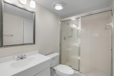 Welcome To Turtle Creek! This Spacious Second-Floor Condo Offers on Turtle Creek Club in Florida - for sale on GolfHomes.com, golf home, golf lot