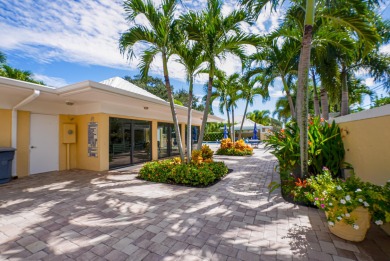 Welcome To Turtle Creek! This Spacious Second-Floor Condo Offers on Turtle Creek Club in Florida - for sale on GolfHomes.com, golf home, golf lot