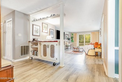 ***GOLF FRONT HOME ON 1 ACRE IN FOXFIRE!*** This spacious on Foxfire Golf and Country Club in North Carolina - for sale on GolfHomes.com, golf home, golf lot