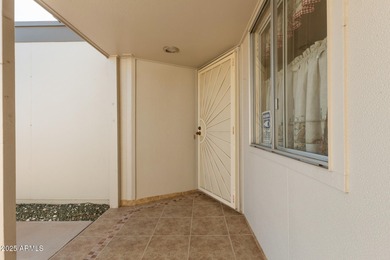 This charming apartment awaits you in the desirable Sun City! on Sun City North Golf Course in Arizona - for sale on GolfHomes.com, golf home, golf lot