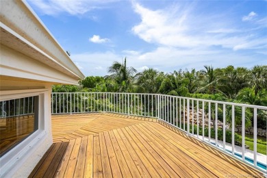 Just a short walk to the beach, this charming home offers a on Sailfish Point Golf Club, Inc. in Florida - for sale on GolfHomes.com, golf home, golf lot