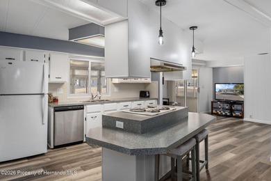 Just Reduced 10,000!!! Don't miss this beautifully cared-for 2 on Brookridge Country Club in Florida - for sale on GolfHomes.com, golf home, golf lot