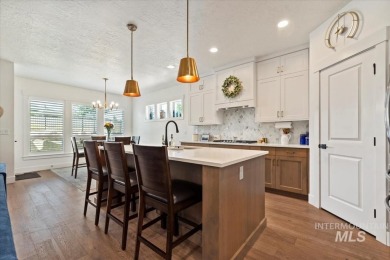 Nestled in the sought-after Redhawk Ridge subdivision, this on Hunters Point Golf Club in Idaho - for sale on GolfHomes.com, golf home, golf lot