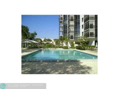 Unbeatable location in Aventura! Musts see 2/2, high floor unit on Turnberry Isle Resort and Club in Florida - for sale on GolfHomes.com, golf home, golf lot