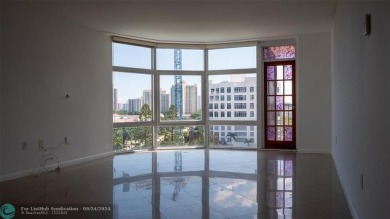 Unbeatable location in Aventura! Musts see 2/2, high floor unit on Turnberry Isle Resort and Club in Florida - for sale on GolfHomes.com, golf home, golf lot