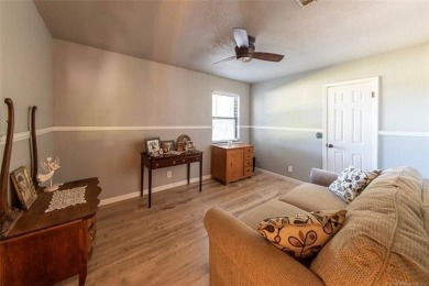 Located near Indian Springs Golf course with mature trees on Indian Springs Country Club in Oklahoma - for sale on GolfHomes.com, golf home, golf lot