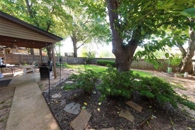 Located near Indian Springs Golf course with mature trees on Indian Springs Country Club in Oklahoma - for sale on GolfHomes.com, golf home, golf lot