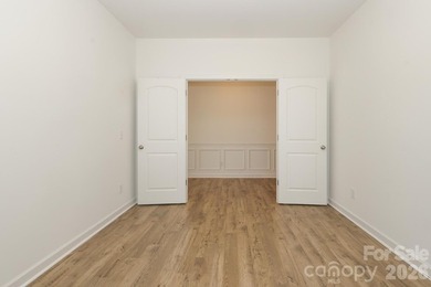 Immaculate single-level living in the highly coveted Stonebridge on Stonebridge Golf Club in North Carolina - for sale on GolfHomes.com, golf home, golf lot