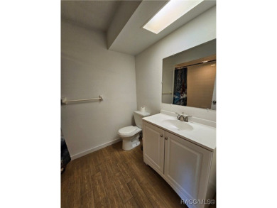 THIS IS FLORIDA LIVING!!  NICELY APPOINTED & MOVE IN READY 4/2 on Plantation Inn and Golf Resort  in Florida - for sale on GolfHomes.com, golf home, golf lot