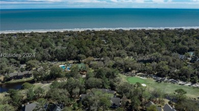 Discover the allure of 137 Evian in Shipyard.  This beautiful on Shipyard Golf Club in South Carolina - for sale on GolfHomes.com, golf home, golf lot