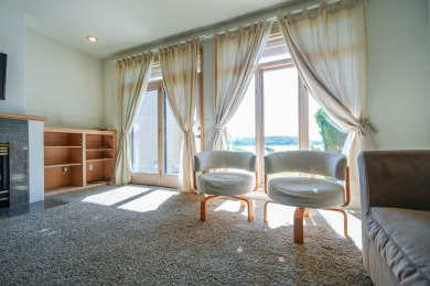 Stunning Lakefront Condo in Harbor Isle Golf Course Community! on Harbor Links Golf Course in Oregon - for sale on GolfHomes.com, golf home, golf lot