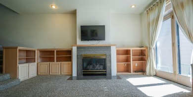 Stunning Lakefront Condo in Harbor Isle Golf Course Community! on Harbor Links Golf Course in Oregon - for sale on GolfHomes.com, golf home, golf lot