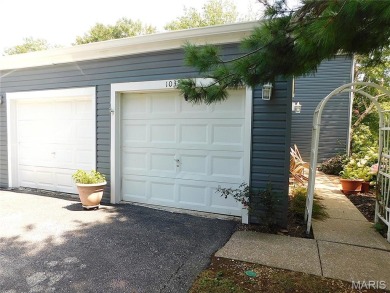 Enjoy golf course living in this spacious 2-story end-unit condo on Lake Forest Golf and Country Club in Missouri - for sale on GolfHomes.com, golf home, golf lot