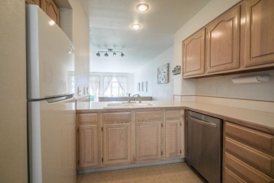 Stunning Lakefront Condo in Harbor Isle Golf Course Community! on Harbor Links Golf Course in Oregon - for sale on GolfHomes.com, golf home, golf lot