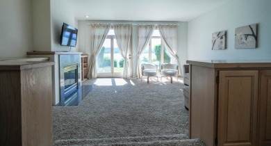 Stunning Lakefront Condo in Harbor Isle Golf Course Community! on Harbor Links Golf Course in Oregon - for sale on GolfHomes.com, golf home, golf lot