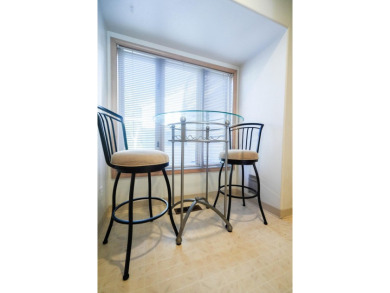 Stunning Lakefront Condo in Harbor Isle Golf Course Community! on Harbor Links Golf Course in Oregon - for sale on GolfHomes.com, golf home, golf lot