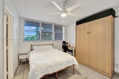 This charming 2-bedroom, 2-bathroom condo offers the perfect on Pine Island Ridge Country Club in Florida - for sale on GolfHomes.com, golf home, golf lot