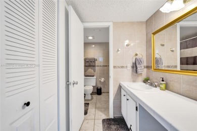 This charming 2-bedroom, 2-bathroom condo offers the perfect on Pine Island Ridge Country Club in Florida - for sale on GolfHomes.com, golf home, golf lot