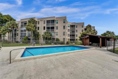 This charming 2-bedroom, 2-bathroom condo offers the perfect on Pine Island Ridge Country Club in Florida - for sale on GolfHomes.com, golf home, golf lot