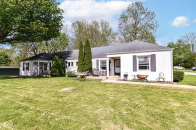 Charming Duplex Near Edgewood Golf Course - Great Investment on Edgewood Golf Club in Indiana - for sale on GolfHomes.com, golf home, golf lot