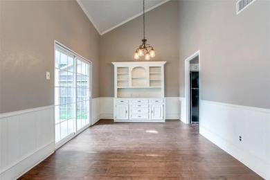 Spacious home perfect for a growing family! Conveniently located on Waxahachie Country Club in Texas - for sale on GolfHomes.com, golf home, golf lot