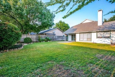 Spacious home perfect for a growing family! Conveniently located on Waxahachie Country Club in Texas - for sale on GolfHomes.com, golf home, golf lot