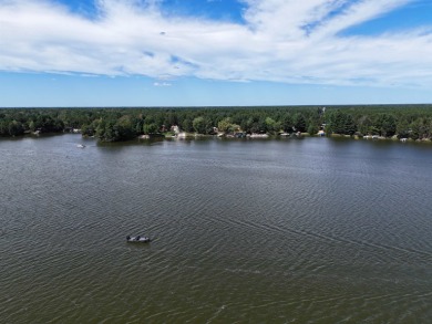 Welcome to 912 and 914 Apache Ave.  Located in the Lake Camelot on Lake Arrowhead Golf Course - The Pines in Wisconsin - for sale on GolfHomes.com, golf home, golf lot