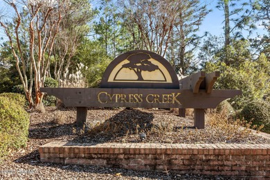 Located just steps from the Southern Pines Country Club, this on Southern Pines Country Club in North Carolina - for sale on GolfHomes.com, golf home, golf lot