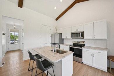 COME GET THIS AMAZING GOLF COURSE COTTAGE WITH SPECTACULAR VIEWS on The Highlands Course at Lake Arrowhead in Georgia - for sale on GolfHomes.com, golf home, golf lot