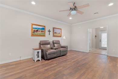 Welcome Home!  This beautifully maintained 3-bedroom, 2-bath on Gatesville Country Club in Texas - for sale on GolfHomes.com, golf home, golf lot