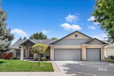 Golf course across the street, so enjoy your private, fully on Lakeview Golf Club in Idaho - for sale on GolfHomes.com, golf home, golf lot