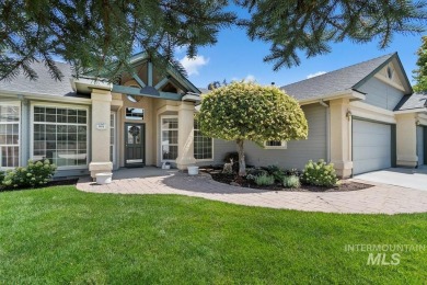 Golf course across the street, so enjoy your private, fully on Lakeview Golf Club in Idaho - for sale on GolfHomes.com, golf home, golf lot