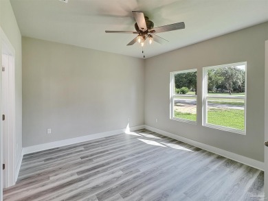 No HOA and located right on the Tanglewood Golf Course! This on Tanglewood Golf Club in Florida - for sale on GolfHomes.com, golf home, golf lot