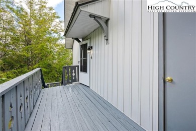 Discover a beautifully renovated and fully furnished 3-bedroom on Beech Mountain Club in North Carolina - for sale on GolfHomes.com, golf home, golf lot