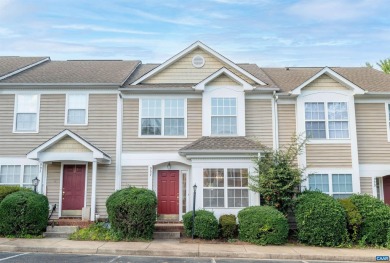 You'll love this light and airy townhome in River Run! Walk to on Meadowcreek Golf Course in Virginia - for sale on GolfHomes.com, golf home, golf lot