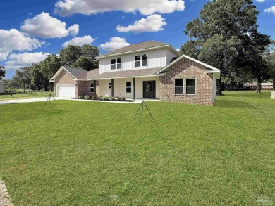 No HOA and located right on the Tanglewood Golf Course! This on Tanglewood Golf Club in Florida - for sale on GolfHomes.com, golf home, golf lot