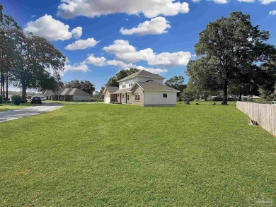 No HOA and located right on the Tanglewood Golf Course! This on Tanglewood Golf Club in Florida - for sale on GolfHomes.com, golf home, golf lot