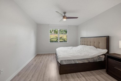 Don't miss this chance to own a beautifully 3-bedroom on Palm Beach Polo and Country Club in Florida - for sale on GolfHomes.com, golf home, golf lot