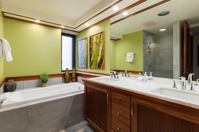 Mauna Lani Point J201 is a beautiful 1BR 1.5BATH unit on the on Mauna Lani Resort Golf Course in Hawaii - for sale on GolfHomes.com, golf home, golf lot