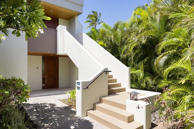 Mauna Lani Point J201 is a beautiful 1BR 1.5BATH unit on the on Mauna Lani Resort Golf Course in Hawaii - for sale on GolfHomes.com, golf home, golf lot