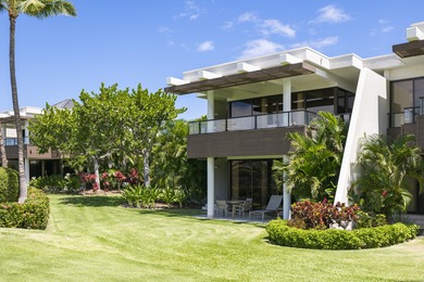 Mauna Lani Point J201 is a beautiful 1BR 1.5BATH unit on the on Mauna Lani Resort Golf Course in Hawaii - for sale on GolfHomes.com, golf home, golf lot