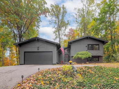 Open House! Sat 11/8, 12-2. Motivated seller - recent appraisal on Lake Doster Golf Club in Michigan - for sale on GolfHomes.com, golf home, golf lot