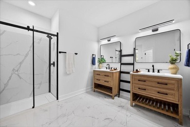 TURN KEY! NEW BLINDS INSTALLED THROUGHOUT THE HOME! Located on a on Haile Plantation Golf and Country Club in Florida - for sale on GolfHomes.com, golf home, golf lot