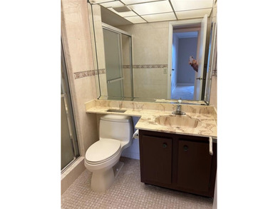 *Great area* Walk to Central Park with 21 clay tennis courts,2 on Jacaranda Golf Club in Florida - for sale on GolfHomes.com, golf home, golf lot