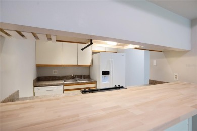 Are you looking for a maintenance free lifestyle with plenty of on The Meadows Golf and Country Club in Florida - for sale on GolfHomes.com, golf home, golf lot
