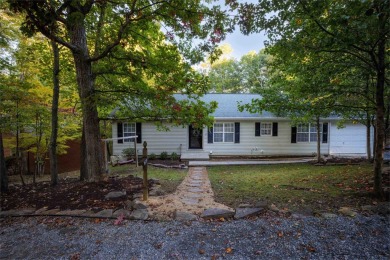 Welcome to your dream retreat! This spacious 5-bedroom, 3-bath on Woodstone Meadows Golf Course At Massanutten in Virginia - for sale on GolfHomes.com, golf home, golf lot