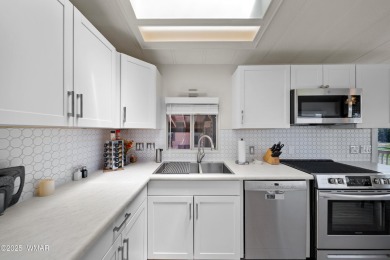 Great Home on a super Fairway lot Move in Ready, Furnished, you on Juniper Ridge R.V. Golf Resort in Arizona - for sale on GolfHomes.com, golf home, golf lot